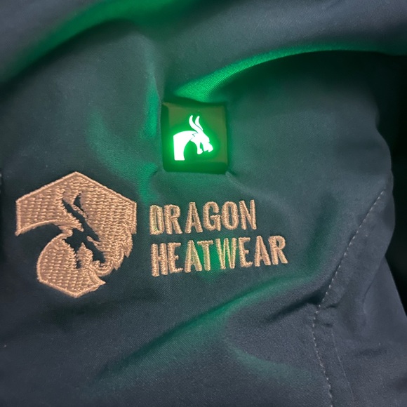 Heated women’s jacket - Picture 7 of 9